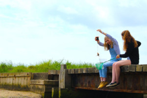 Crabbing-at-Walberswick-Beach