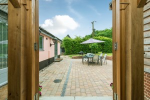 Corner Farm B&B Patio From Guest Lounge